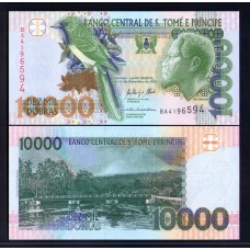 Сан Томе и Принсипи 10000 добра 2004г.
